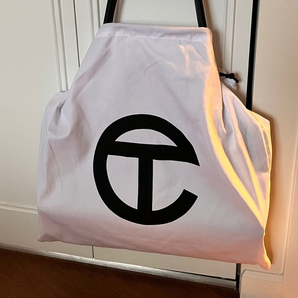 Telfar Bag Dark Olive Medium - Picture 4 of 7